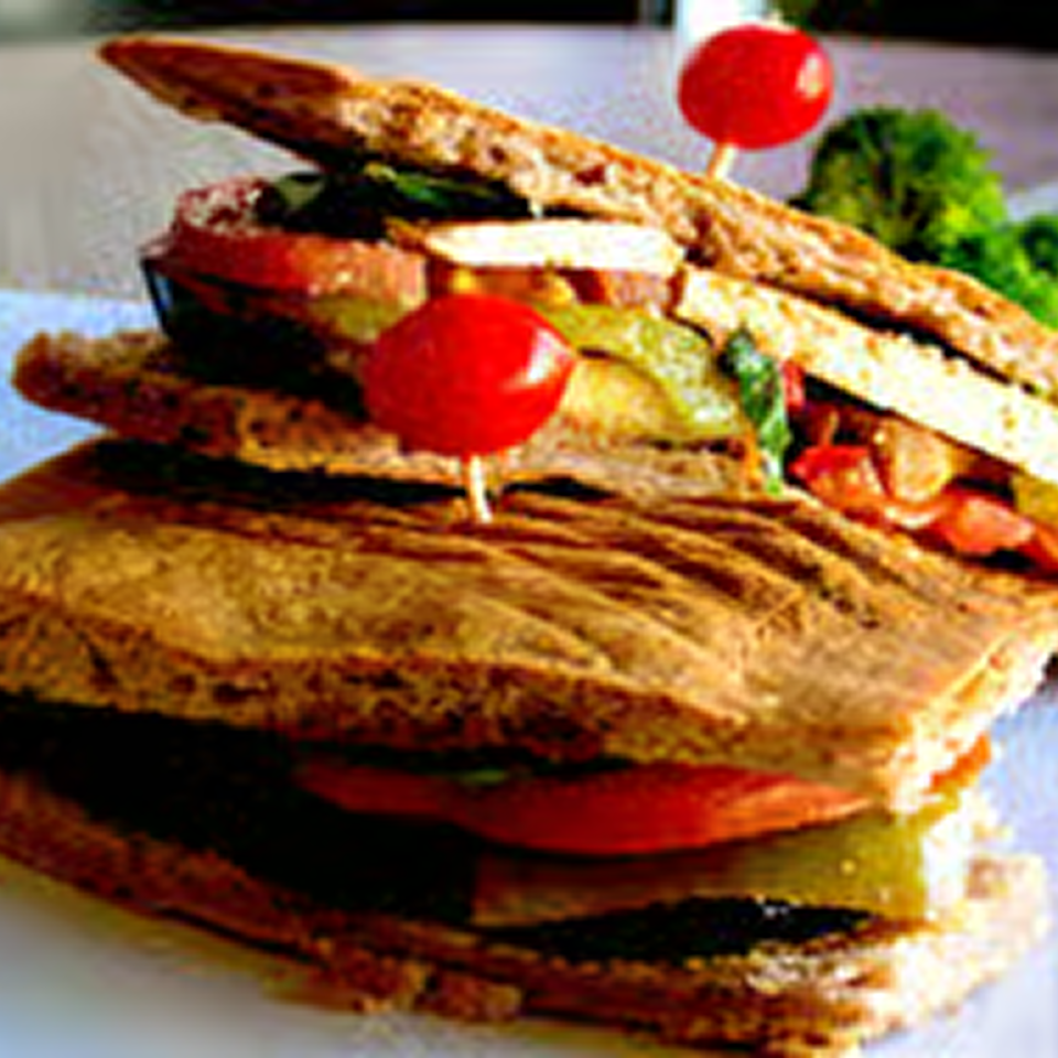 Grilled vegetable sandwich with cherry tomatoes